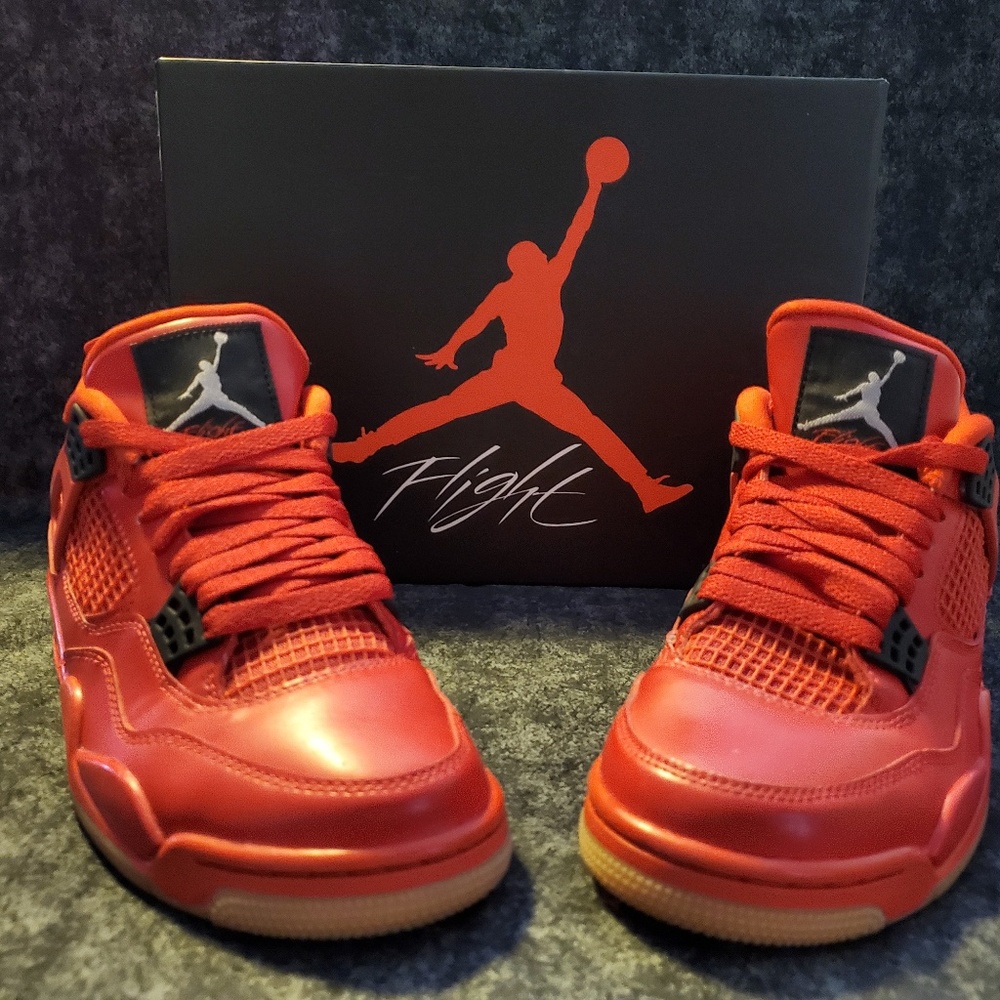 Nike Air Jordan 4 Retro NRG (Womens)